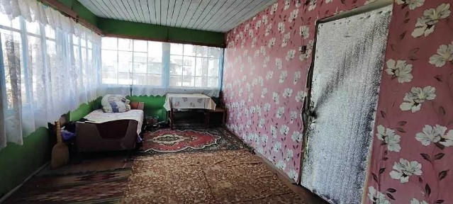 Продається двокімнатна квартира. Цегляний будинок. Кімнати роздільні