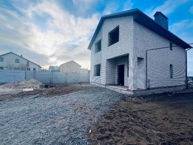 Продається будинок з ділянкою район Старе Місто 2187