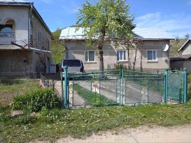 Продаж будинку Нижнів