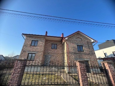 ЕКСКЛЮЗИВНИЙ будинок, який приносить дохід