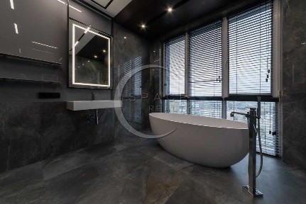 Продаж 3-кім. кв. 127м2 з авторським ремонтом в ЖК 