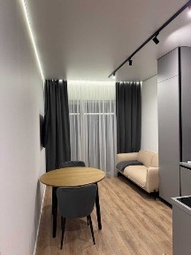 Загорська, 1 кімната, 40 кв., без комісії, паркомісце, закритий двір