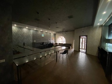 Б. Морская/Лягина офисное помещение в двух уровнях 300м 52000грн