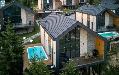 Villas Fomich Вілла з власним басейном, для проживання або інвестицій