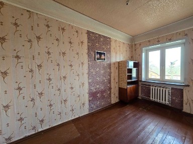 Терміново. Продам трикімнатну квартиру