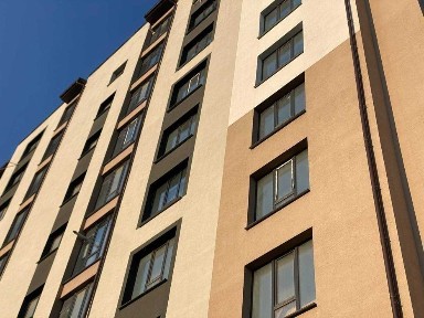 Продаж 1-кімнатної зданої квартири біля парку (сирець з наповненням)