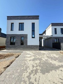 Продаж котеджів у Бірках