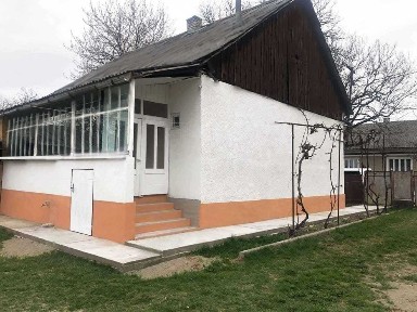 Продається будинок в смт. Буштино