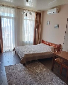 Продажа 3-комнатной квартиры 100 м², Генуэзская ул.