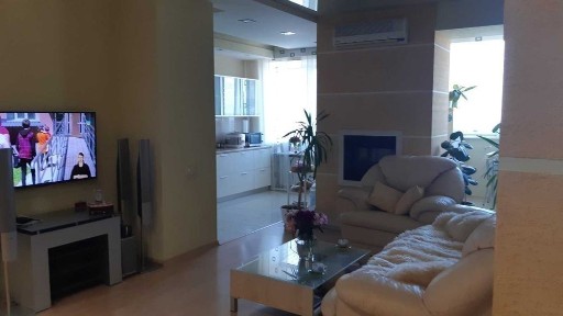 Продам 3-х квартиру по ул. Рабочей (Уральская, 5). Ремонт, мебель.