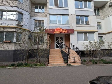 Здамо в оренду робочі місця в салоні краси 