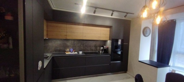 Продаж 3 км квартири по вул. В Великого. єОселя, єВідновлення