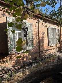 Бюджетна частина будинку на Подолі.