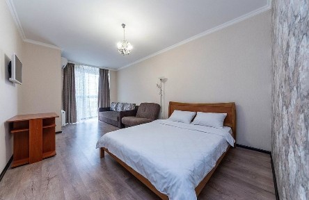 Квартира подобо погодинно для 1-4х осіб центр