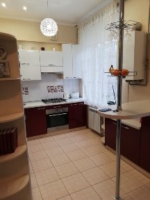 Квартира 91 кв м, центр міста