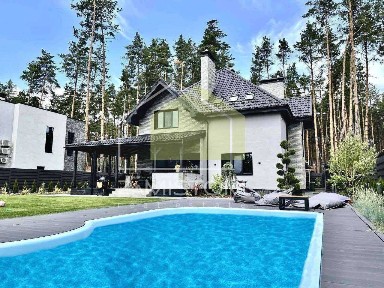 Продаж котеджу 274 м²