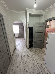 Продам 1 комнатную квартиру ( евро 2 ка ) в центре Авангарда