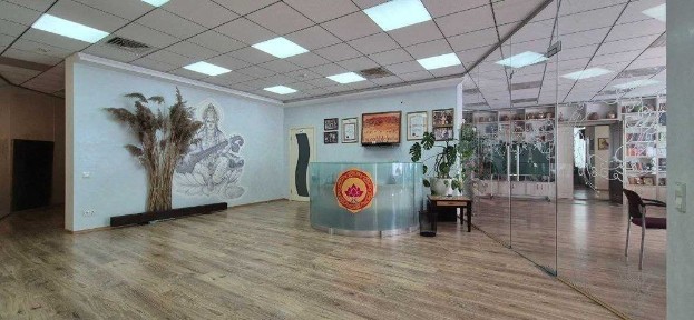 Киев, Леси Украинки бул., 7Б