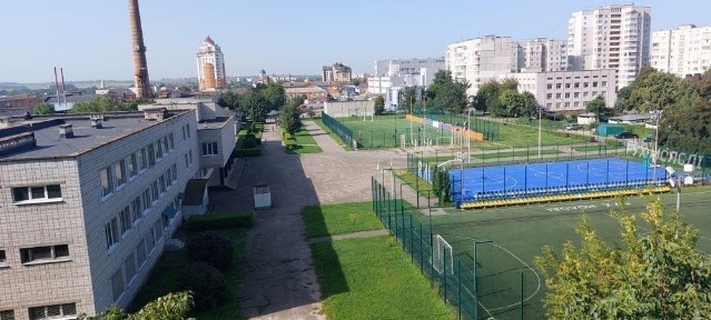 Продам 3-кімнатна Центр Пролетарська 13 (Калнишевського 13)