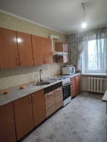 Продам 4-х комнатную квартиру