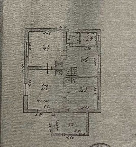 Житловий будинок з прибудинковою ділянкою