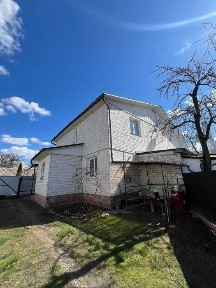 Частина будинку в центрі, вул. Самострова