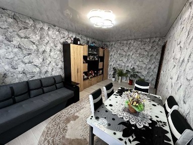 Продається 3 кімнатна квартира в смт. Буштино