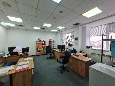 Киев, Степана Бандеры просп., 20Б