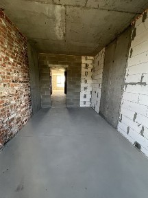 2к квартира під ремонт. Супер ціна, популярна локація