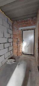 Квартира-студія в готовому будинку. Можна на ремонт!