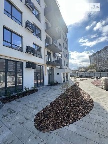 Оренда приміщення у ЖК