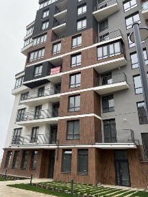 Видова квартира з відкритим балконом в районі вулиці Вовчинецька