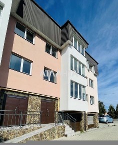 Продаж двокімнатної квартири+гараж-+ комірка Солонка!