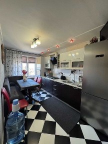 Продаж 3-х кімнатної квартири Браїлки 5/9поверх 66м евро меблі техніка