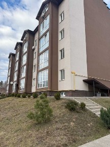 Продаж 2-ї дворівневої квартири в районі Озерна