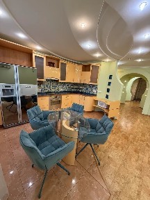 Аренда 3-комнатной квартиры 95 м², Дарницкая ул., 21