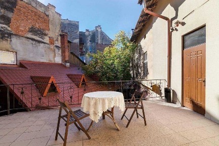 Оренда приміщення під офіс, хостел вул. Франка