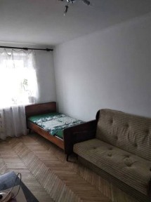 Продаж 2-кімнатної квартири вул. Панаса Мирного