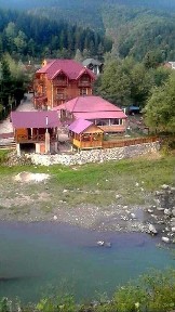 Яремче/Микуличин/готель-оздоровчий комплекс/Карпати, річка Прут