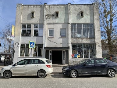 Продаж цілого нежитлового приміщення Рудне