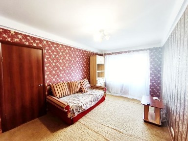 Без комісії для покупця продається 2к. квартира по вул. Зодчих, 28