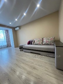 Днепропетровская обл., Днепровский район, пгт Слобожанское, 8 Марта (Слобожанское) ул.