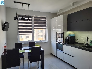 Бровари продам 2 кім. квартиру з ремонтом Лісовий квартал.