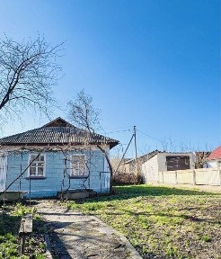 Продаж добротного будинку, поблизу річки!