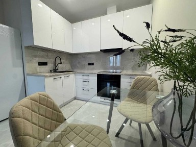 Продам світлу та простору 1-кімнатну квартиру в ЖК Скай Сіті