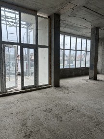 Фасадне прим. 65.5 м2 в центр. частині, роза вулХрещатик-Шулежко