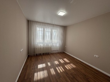 Продам 3 кімнатну квартиру на П. Кільцевій (верх)