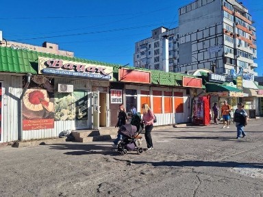 Оренда приміщення вул. Новокузнецька, фасад ринку