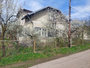 Продаж житлового будинку 110м2 вул. Карпенка Карого м. Дрогобич