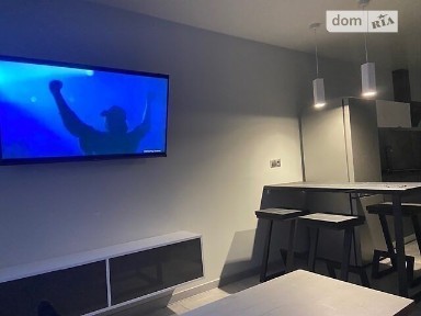 Атмосферна квартира з терасами з виглядом на озеро